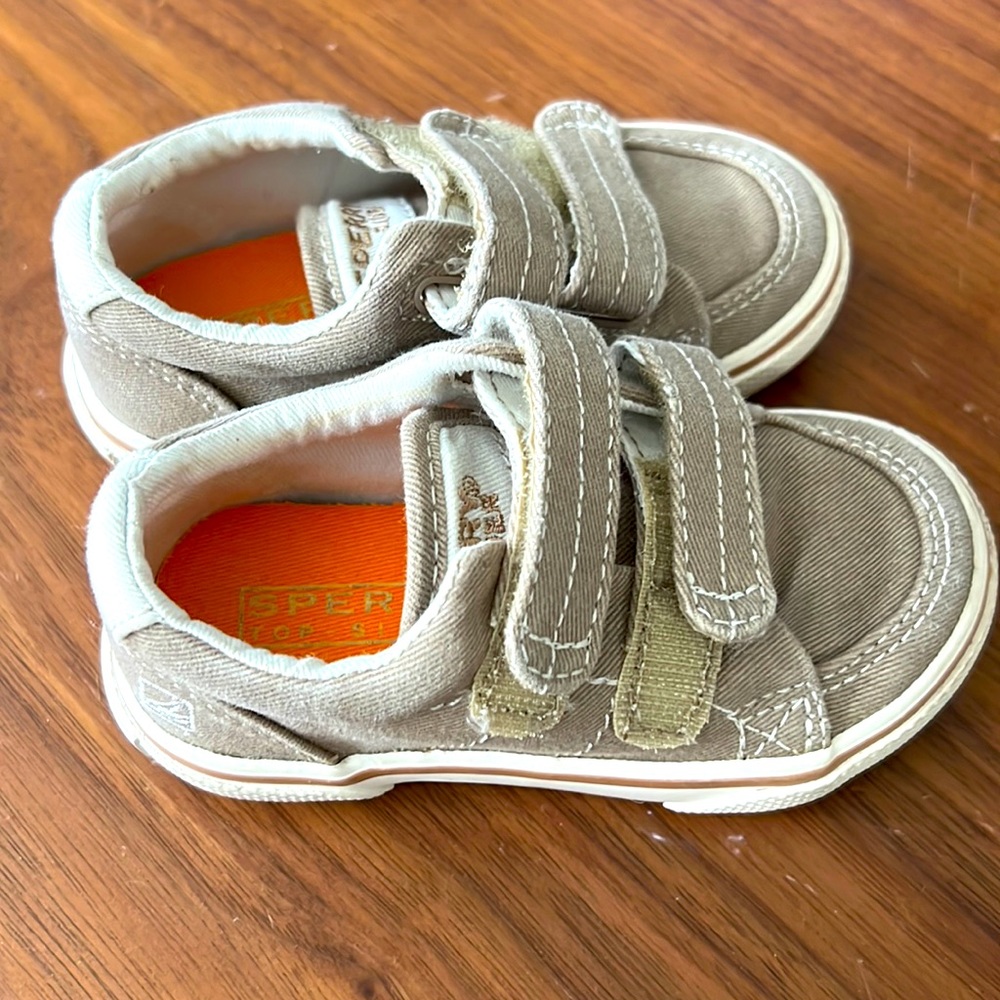 Sperry Toddler Sneakers Size 5
